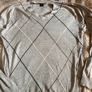 GAP lightweight argyle sweater